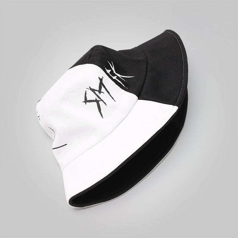 Black and white bucket hat