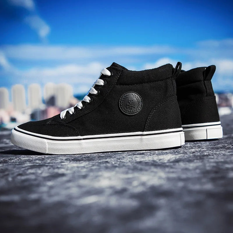 High Top High Quality Sneakers black and white